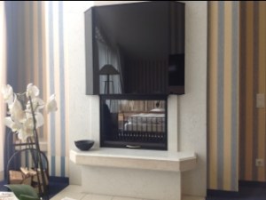 Kamin mit Durchsicht