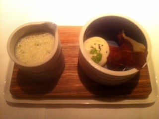 Dritter Gang: Lauchmilch mit getrocknetem Schinken