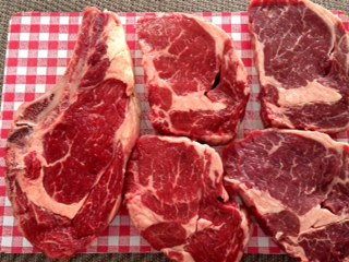 Allerlei Entrecote, linkes Stück als Prime Rib dry aged