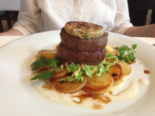 Tournedo vom Sylter Gallowayrind unter der Pfefferkruste