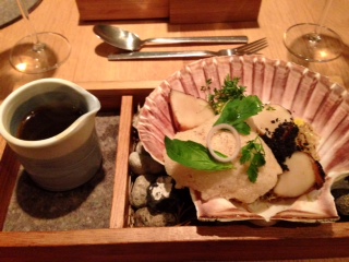 Dritter Grang: Jakob - St. Jakobsmuschel, Spitzkohl, Entenbrühe