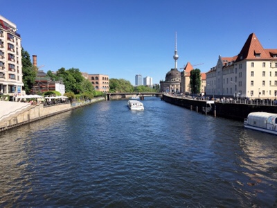 Blick von der Weidendammer Brücke